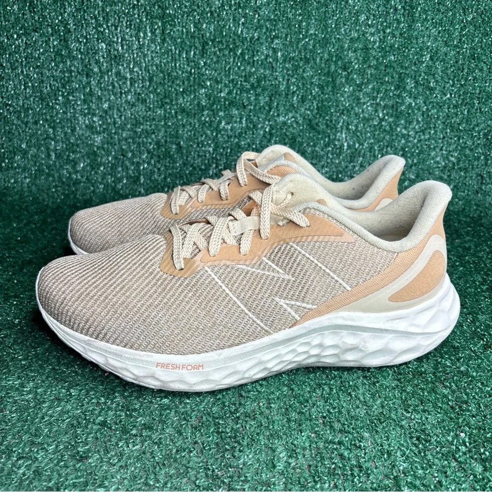 New Balance FF Arishi V4 Beige / Tan Running Shoes‎ Sneakers Mens Size 12 D